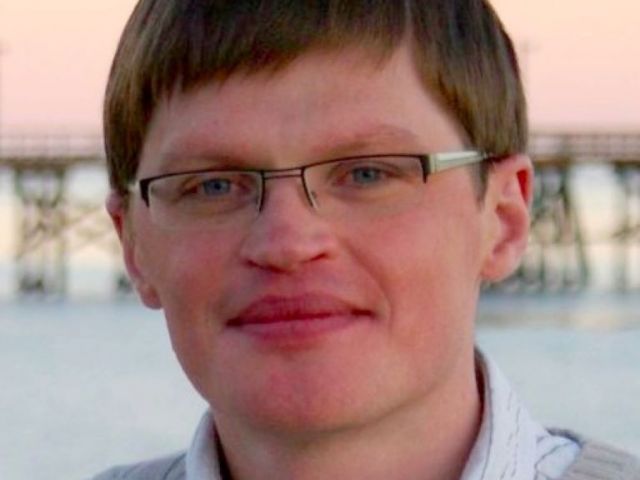 Dr. Audrius Alkauskas