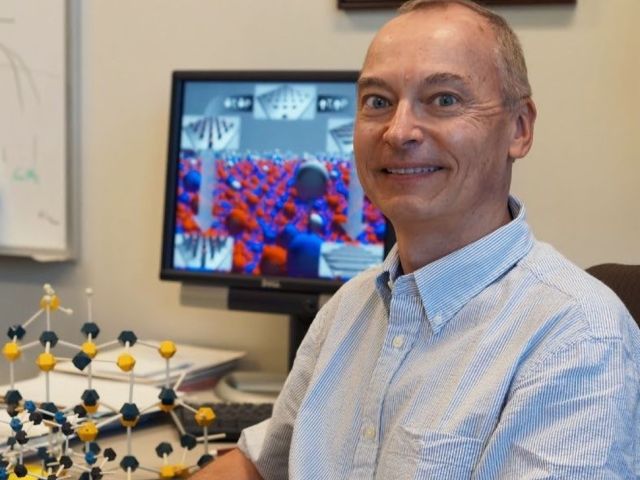 Prof. Chris Van de Walle receives the 2023 Materials Theory Award from the Materials Research Society